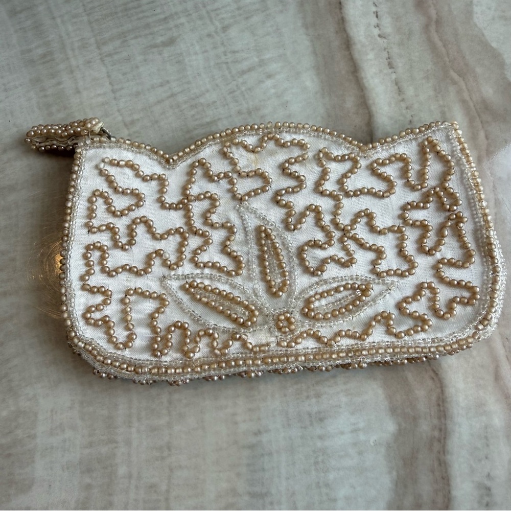 Vintage Beaded Clutch - White and Gold Made in Japan